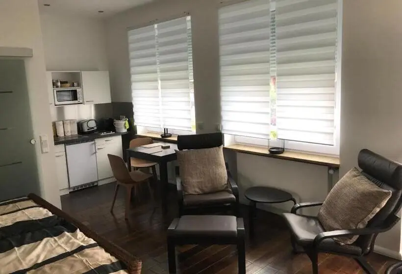庭の見える1ベッドルームアパートメント, Business Appartements