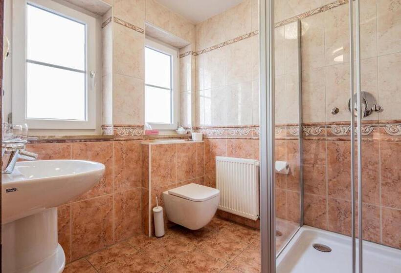 スタンダードルーム, Landgasthof Moser & Restaurant Bootshaus