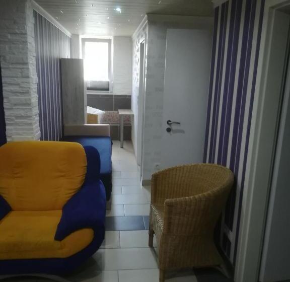 Апартаменты 1 Спальня Нижний Этаж, Fitness Pension