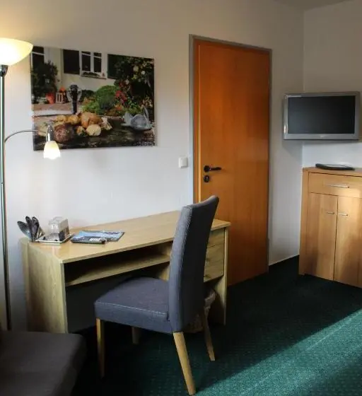Standard Yhden Hengen Huone, Gästehaus Niemerg