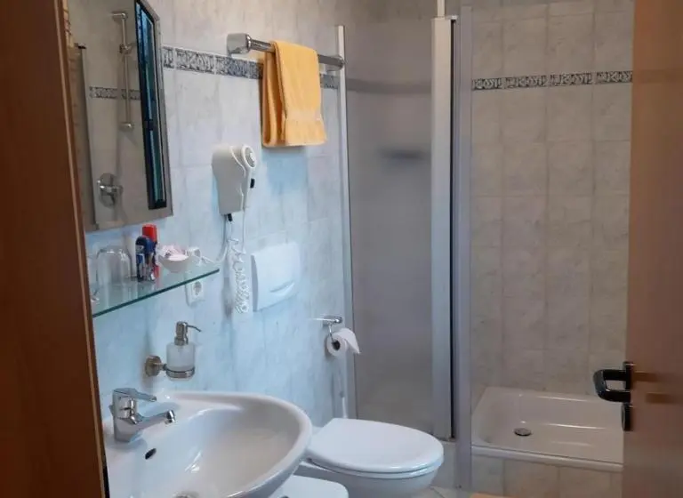 Huoneisto 1 Makuuhuone, Gästehaus Niemerg