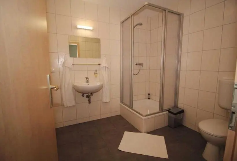 スタンダードルーム, Kutterfisch Kajüten Direkt Im Stadthafen