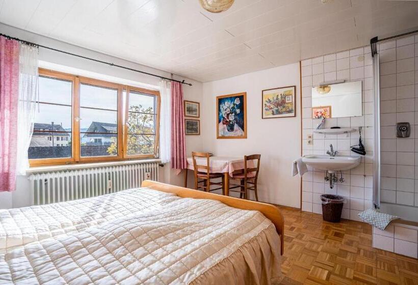 スタンダードルーム, Zum Torkelhaus