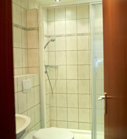 1 Szobás Apartman Erkéllyel, Pension Kueck