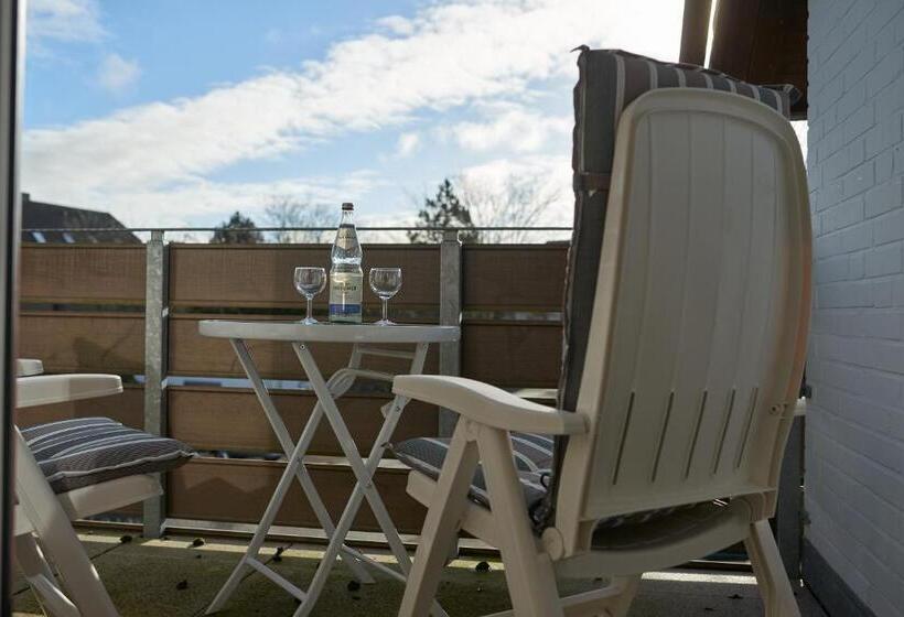 1 Szobás Apartman Erkéllyel, Pension Kueck