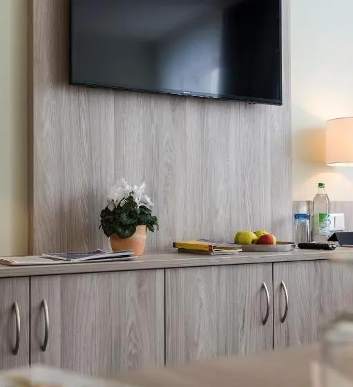 Classic Neljän Hengen Huone, Aino Aparthotel Olympiapark