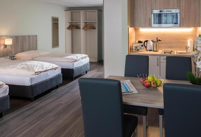 Camera Quadrupla Classica, Aino Aparthotel Olympiapark