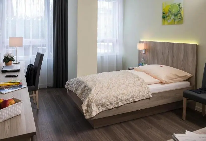 Classic Yhden Hengen Huone, Aino Aparthotel Olympiapark