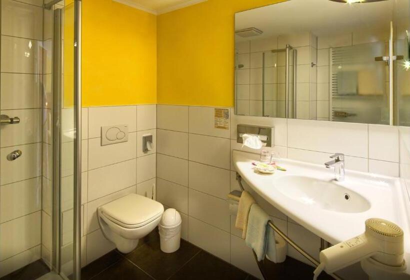 带阳台的豪华间, Gasthaus Löwen