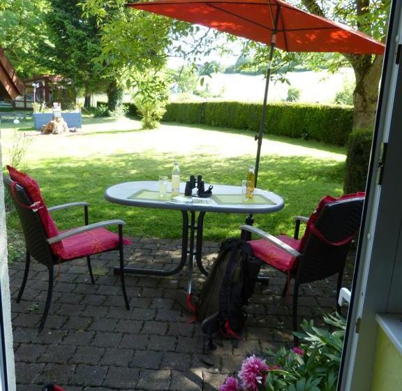 Студио Стандарт с Террасой, Gästehaus Steker