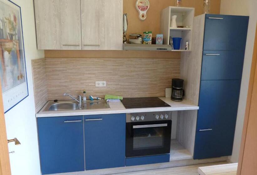 스탠다드 스튜디오 (테라스구비), Gästehaus Steker