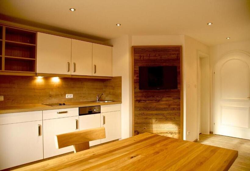 带1个卧室的带阳台的公寓, Gästehaus Weller