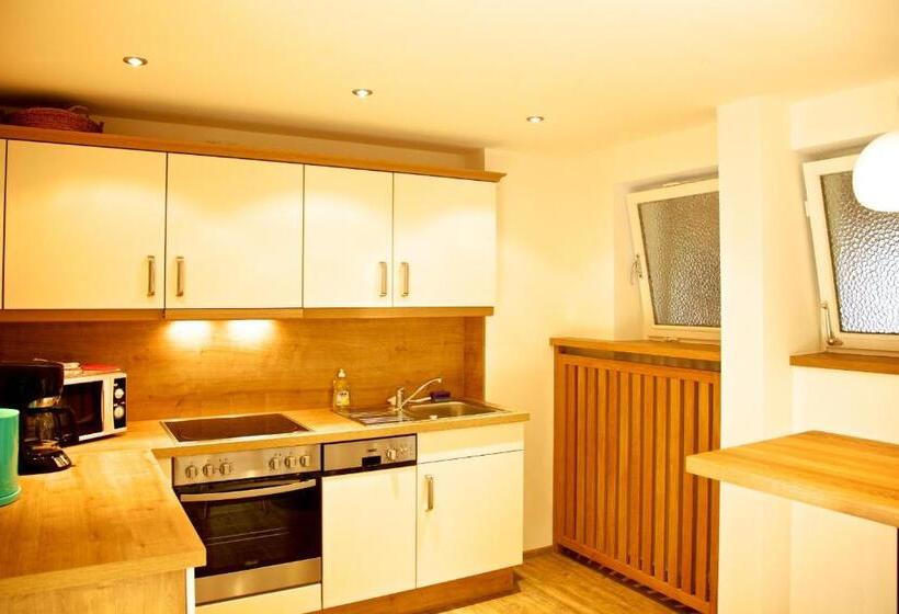 家庭套房, Gästehaus Weller