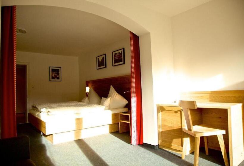 家庭套房, Gästehaus Weller