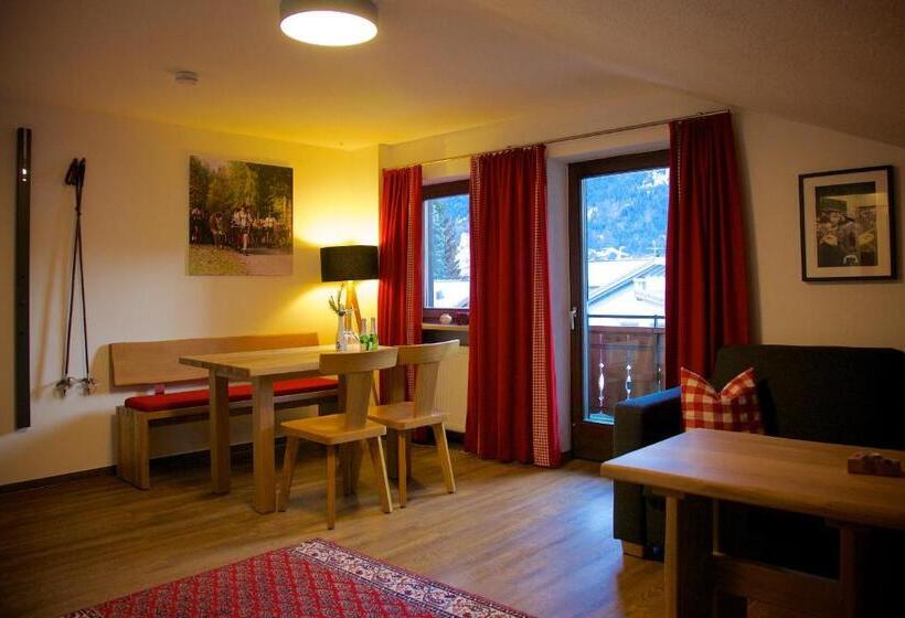 带阳台的高级房间, Gästehaus Weller