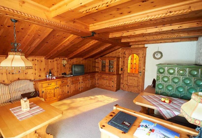 آپارتمان 1 خوابه با چشم‌انداز, Landhaus Bergleben