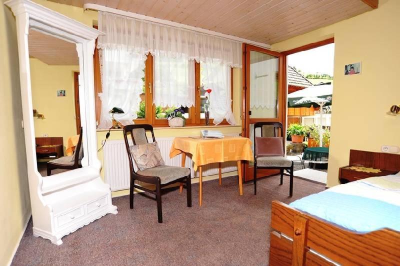 Номер Стандарт с Террасой, Pension Haus Rose