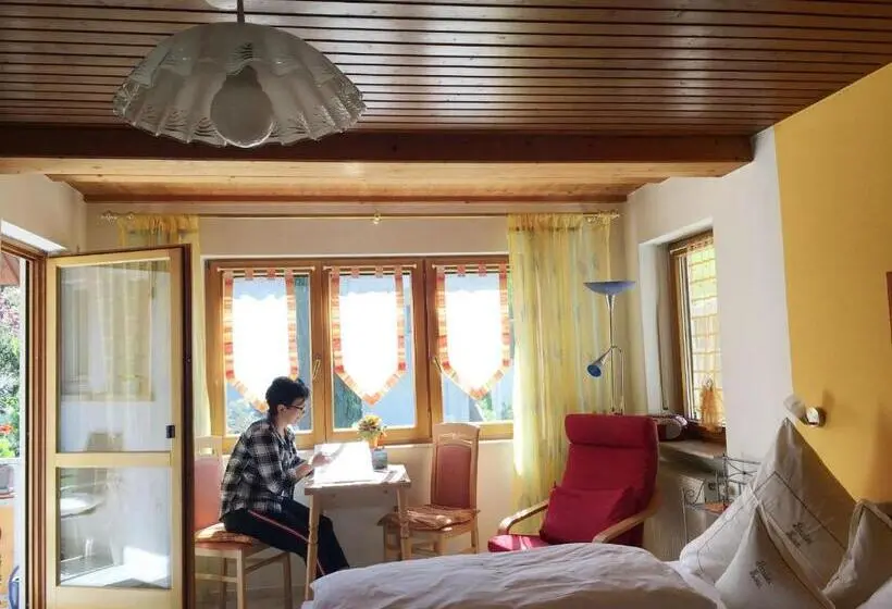 マウンテンビュースタンダードルーム, Pension Haus Rose