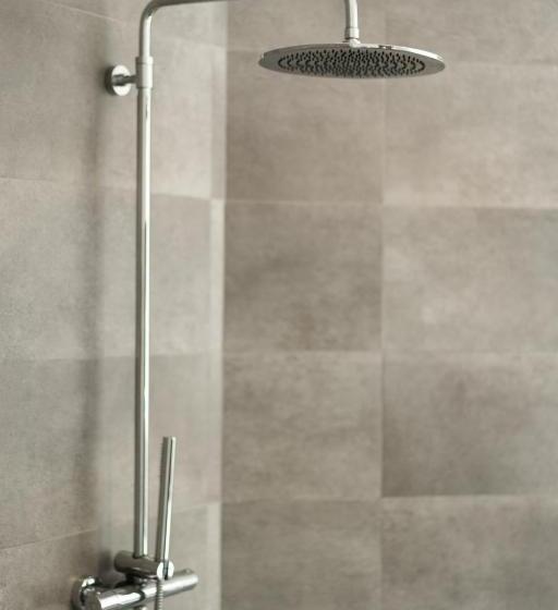 豪华套房, Villa Eltins