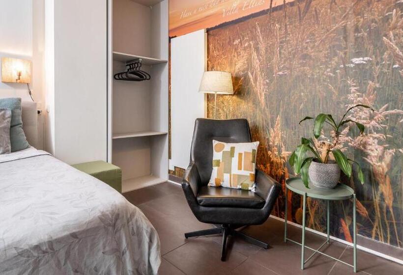 套房, Villa Eltins