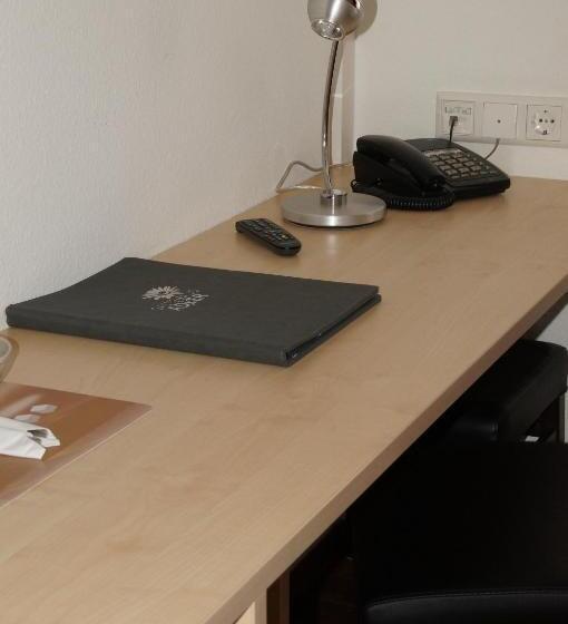 Quarto Estandar Individual, Gästehaus Adler