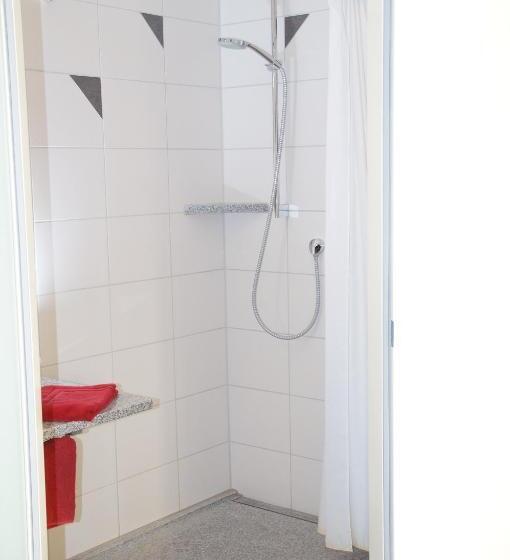 Quarto Estandar, Gästehaus Adler