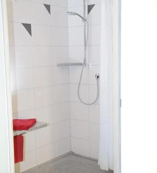 Standard-huone, Gästehaus Adler