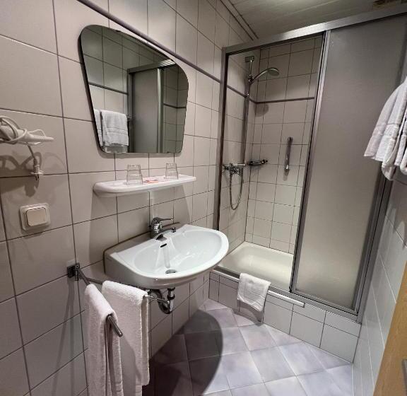 Номер Стандарт, Haus Christel