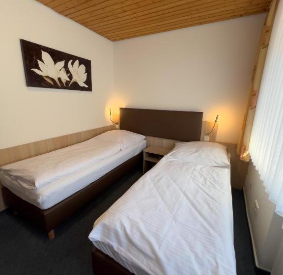 Номер Стандарт, Haus Christel