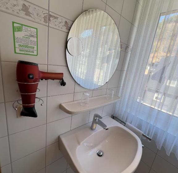 Номер Стандарт, Haus Christel