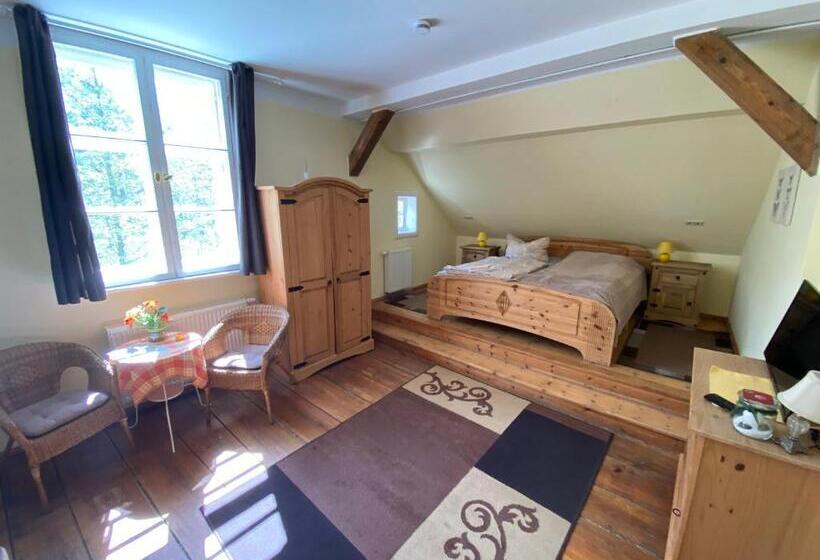 Номер Стандарт, Museumsherberge Glashütte