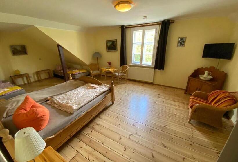 Номер Стандарт, Museumsherberge Glashütte