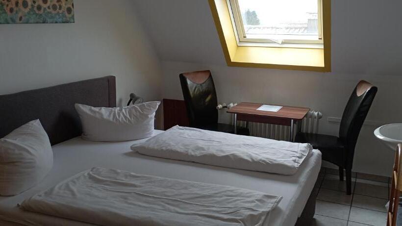 חדר סטנדרט חדר אמבטיה משותף, Pension Grübel