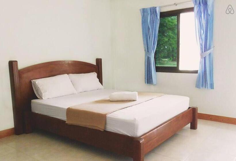 غرفة قياسية, Thai Muang Resort