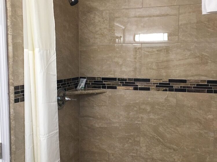 غرفة قياسية, Aristocrat Motel