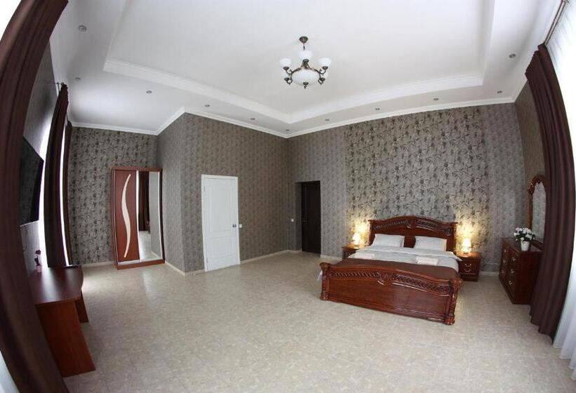 سوئیت با بالکن, гостевой дом ник