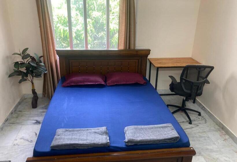 Chambre Standard Lit King Size, Elysium Inn