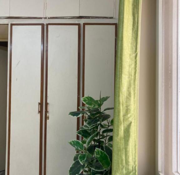 Chambre Economy, Elysium Inn