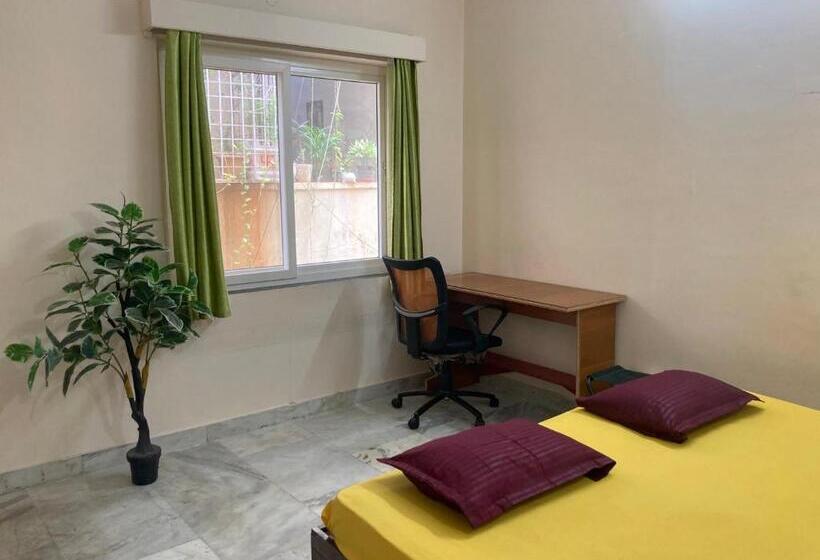 Chambre Economy, Elysium Inn