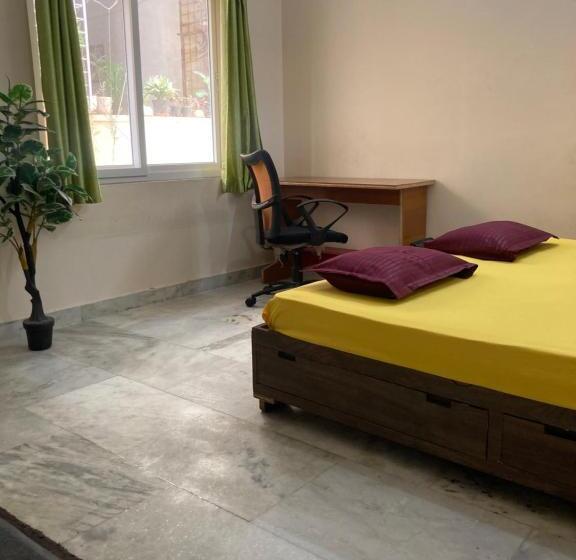 Chambre Economy, Elysium Inn