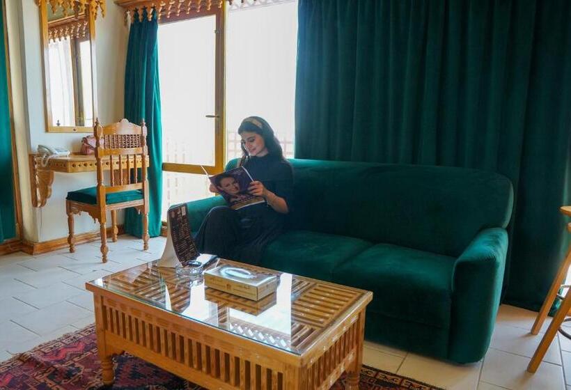 آپارتمان دوبلکس 1 خوابه, Kuwait Palace