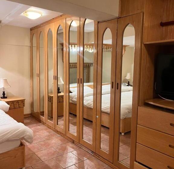 آپارتمان 2 خوابه, Kuwait Palace