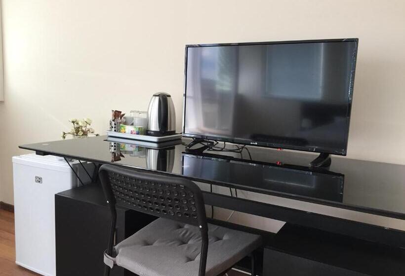 غرفة ديلوكس مزودة بشرفة, Rooftop Oscar Rooms