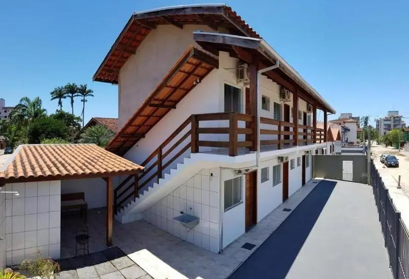 デラックススタジオ, Suítes Canoas Ubatuba