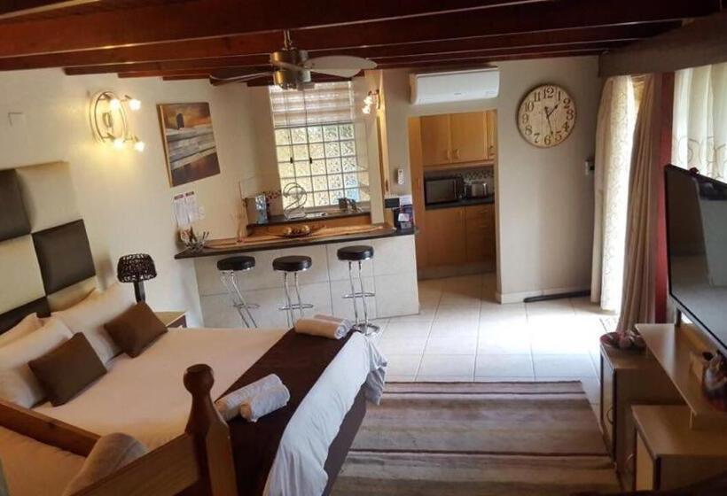 Студия Стандарт, Villa Mikamora