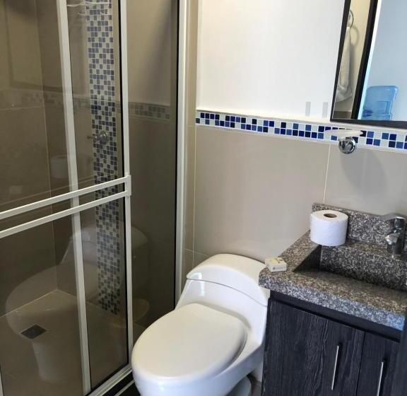 اتاق ساده سه نفره, Ocean Blue Beach