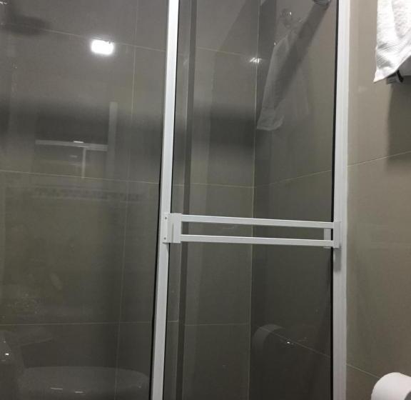 اتاق ساده سه نفره, Ocean Blue Beach