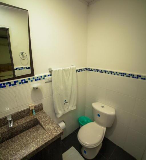 استودیوی استاندارد, Ocean Blue Beach