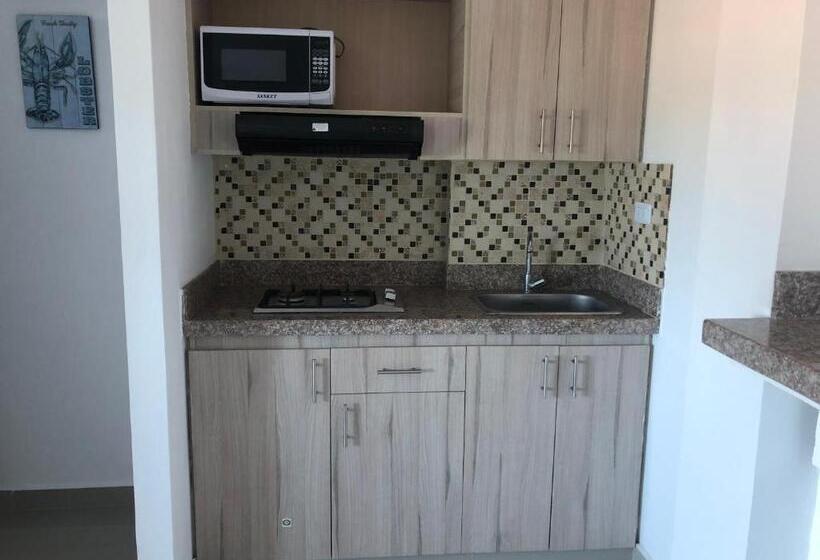 اتاق استاندارد سه نفره, Ocean Blue Beach