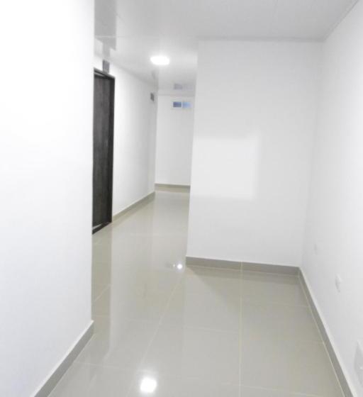 اتاق خانوادگی, Ocean Blue Beach